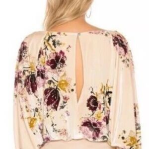 FREE PEOPLE INTIMATELY Chic Floral Blouse in Cream and Purple size M bodysuit